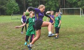 Gatvės rankinio turnyro dalyviams – išbandymas lietumi