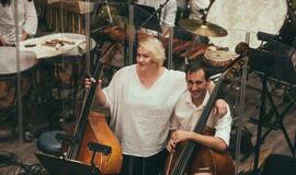 „Graikas Zorba“: žemė pajūryje juda sirtakio ritmu