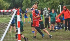 Gatvės rankinio turnyro dalyviams – išbandymas lietumi