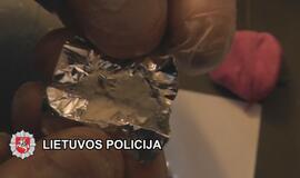 Pavojingus narkotikus platino bendrabučiuose