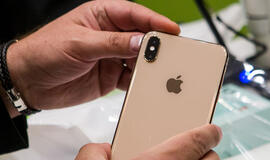 Prasidėjo prekyba naujaisiais „iPhone“