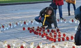 Sužibo žvakelės organų donorams pagerbti