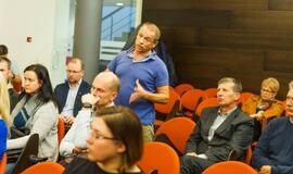 Pedagogai įsitikinę - besišypsančių šeimų miestą sukurs tik proveržis mokyklose