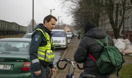 Baudė traukinių nesisaugančius pėsčiuosius