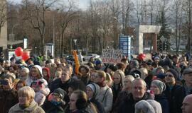 Mitingas prieš vaikų atiminėjimą