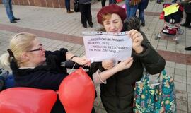 Mitingas prieš vaikų atiminėjimą