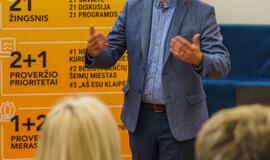 Penki nepatogūs klausimai Simonui Gentvilui