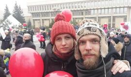 Prie Seimo - protestas dėl iš šeimų paimamų vaikų