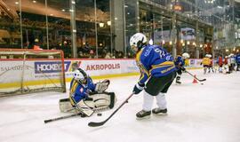 Šiandien ant "Akropolio" ledo - šeimų ledo ritulio turnyras