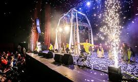 Kalėdiniame „Tele Bim-Bam“ ture – šventinės nuotaikos ir pokalbiai su gerbėjais