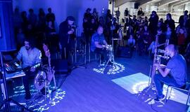 Klaipėdoje suskambėjo elektroninės sutartinės