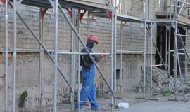 Nelegaliai dirbdamas žmogus skriaudžia save