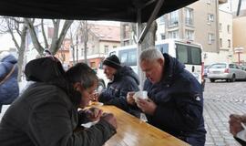 Prieškalėdinis susibūrimas vaišintis žuviene