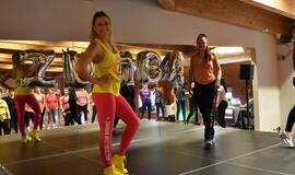 Klaipėdietės žiemą pasitiko zumbos ritmais