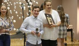 Jaunimui įteiktos “Auksinės lemputės”