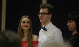 Jaunimui įteiktos “Auksinės lemputės”