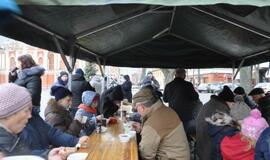 Prieškalėdinis susibūrimas vaišintis žuviene