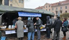 Prieškalėdinis susibūrimas vaišintis žuviene