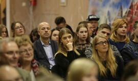 Jaunimui įteiktos “Auksinės lemputės”