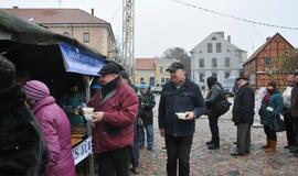 Prieškalėdinis susibūrimas vaišintis žuviene