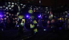 Bibliotekoje sužibo įspūdingos eglutės