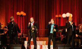 Legendinis ansamblis „Nerija“ tęsia atsisveikinimų koncertus – tokio dėmesio net nesapnavo