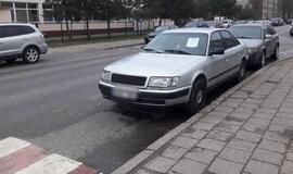 Nenaudojamų automobilių problema nesibaigia