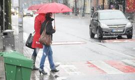 Orų permainos – jau čia pat: atkeliauja krituliai