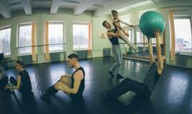 Dinozaurai iš Marso primins tikrąsias vertybes