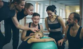 Dinozaurai iš Marso primins tikrąsias vertybes