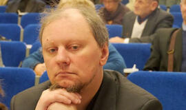 Tautalitarizmas: kai vienybė skaldo