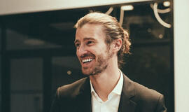 Iš Amerikos grįžęs klaipėdietis parsivežė unikalią idėją: pastatė biurą, kuriame galime net miegoti