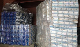 Laimikis - 11 991 pakelis kontrabandinių cigarečių