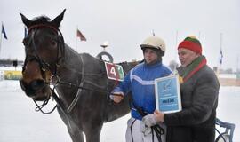 Finišavo tradicinės ristūnų žirgų lenktynės „Sartai 2019“