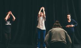 Senjorams - galimybė dalyvauti tarptautiniame šiuolaikinio šokio ir violončelių muzikos projekte