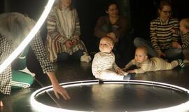 Kuria šokio spektaklius kūdikiams