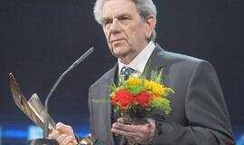 Vasario 16-osios proga - nemokamas filmas apie Vladą Garastą