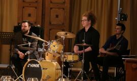 Apdovanojimai „Pagauk bangą“