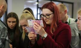 Atvirų durų diena policijoje vėl sukvietė būrius moksleivių