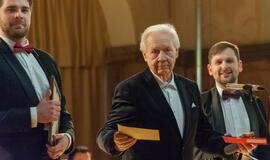 Apdovanojimai „Pagauk bangą“