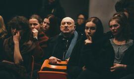 Feminizmo ir egzistencializmo paieškos teatre