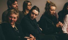 Feminizmo ir egzistencializmo paieškos teatre