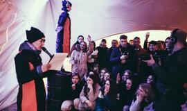 Feminizmo ir egzistencializmo paieškos teatre