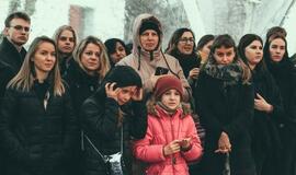 Feminizmo ir egzistencializmo paieškos teatre