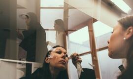 Feminizmo ir egzistencializmo paieškos teatre