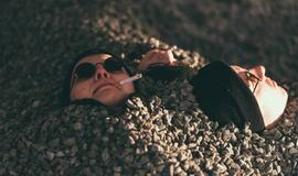 Feminizmo ir egzistencializmo paieškos teatre