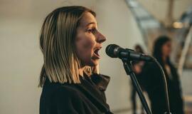 Feminizmo ir egzistencializmo paieškos teatre