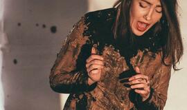 Feminizmo ir egzistencializmo paieškos teatre