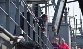 Nato laivų lankytojai