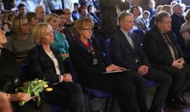 Išdalinti karalienės Luizės medaliai